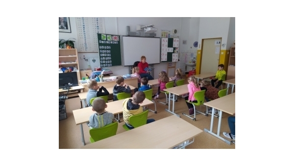 Celé Česko čte dětem