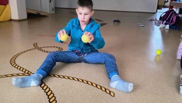 Říjen plný míčů