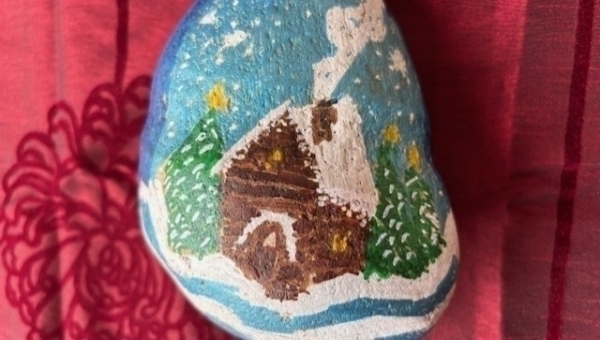 Vánoční malovaný kamínek 2025