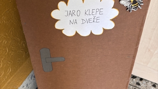 Jaro klepe na dveře 2026